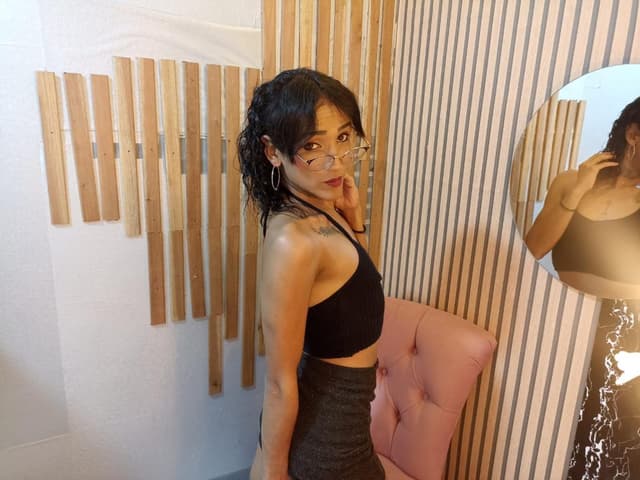 WebCAM of Dayana_20cm